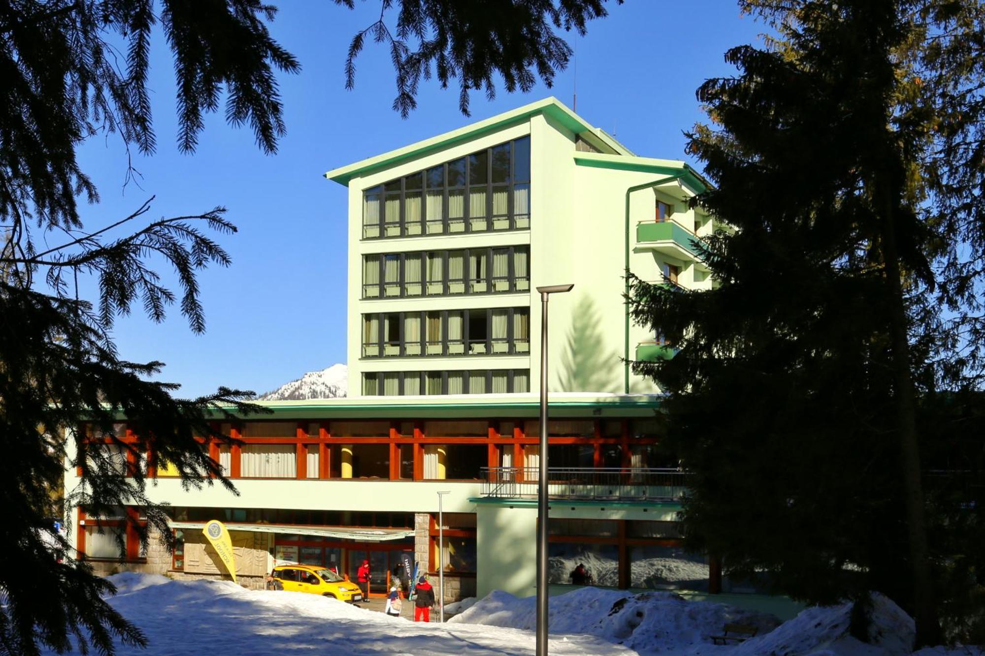Hotel Sorea Snp Demanovska Dolina Exterior photo